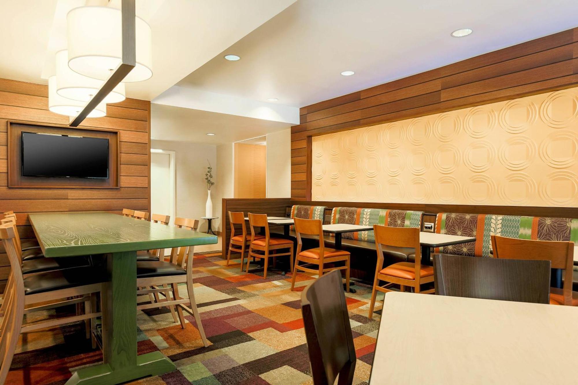 Fairfield Inn And Suites By Marriott Tampa Brandon מראה חיצוני תמונה