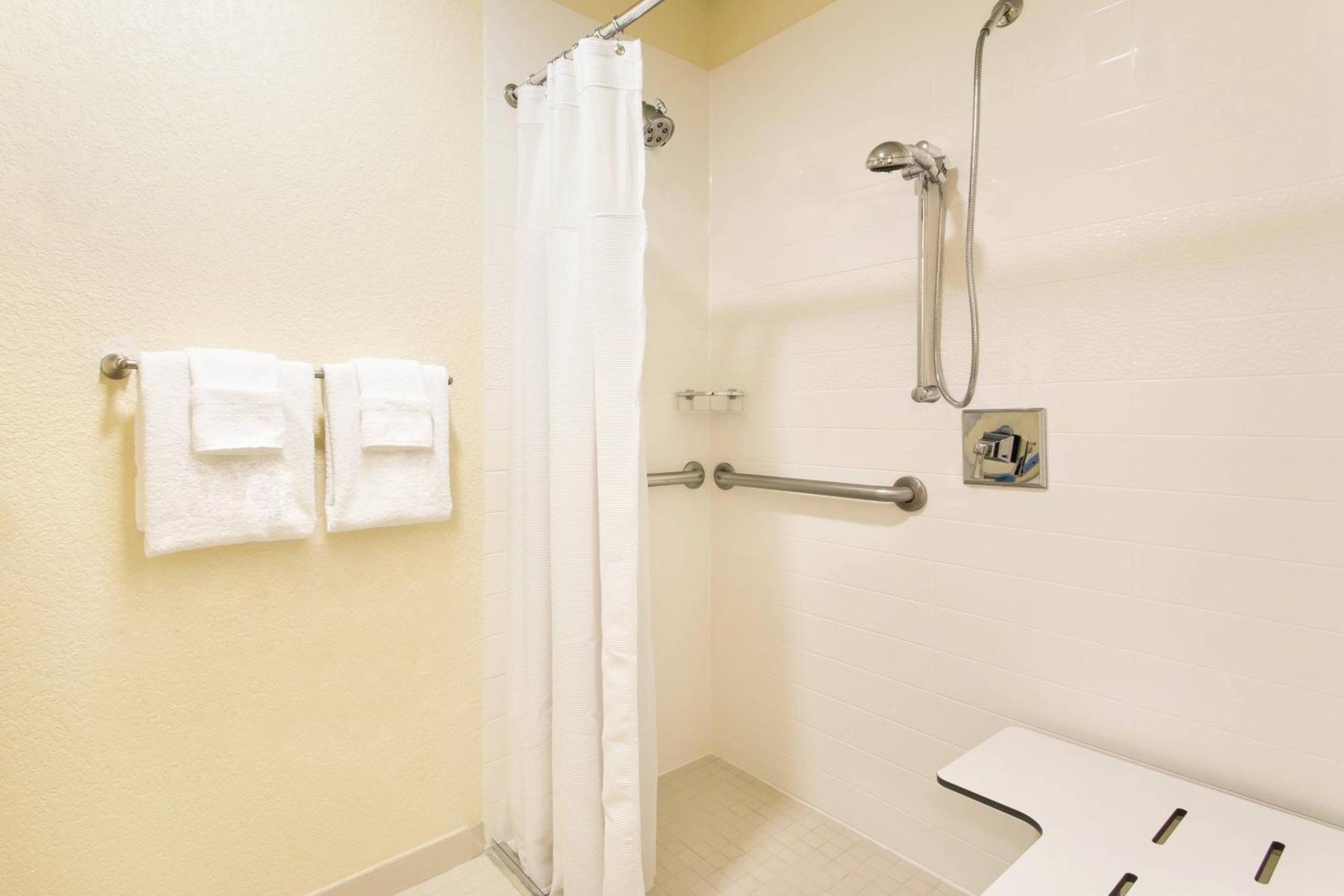 Fairfield Inn And Suites By Marriott Tampa Brandon מראה חיצוני תמונה