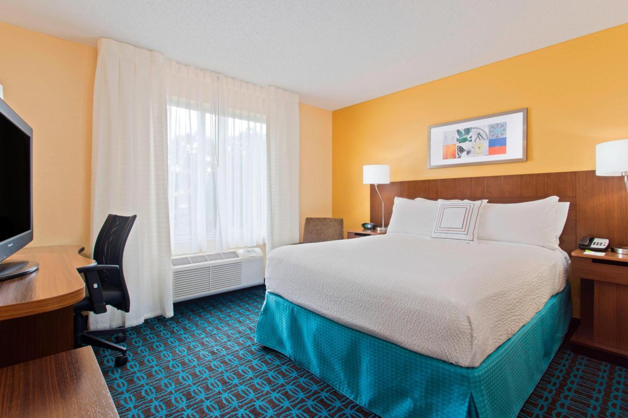 Fairfield Inn And Suites By Marriott Tampa Brandon מראה חיצוני תמונה
